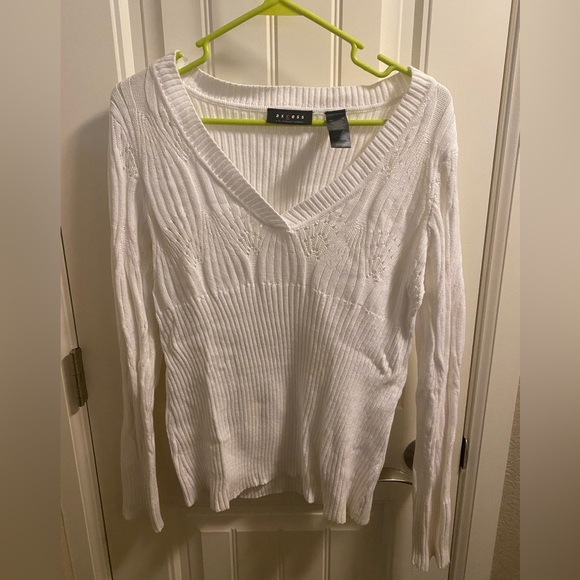 NWT Liz Claiborne AXCESS L Sweater Pullover Knit White V-neck Large Lg - Picture 1 of 7